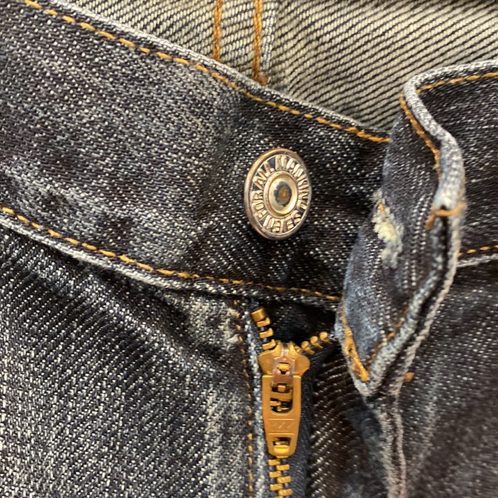 7 For All Mankind - Picture 3 of 6